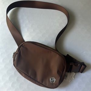 lululemon everywhere belt bag java